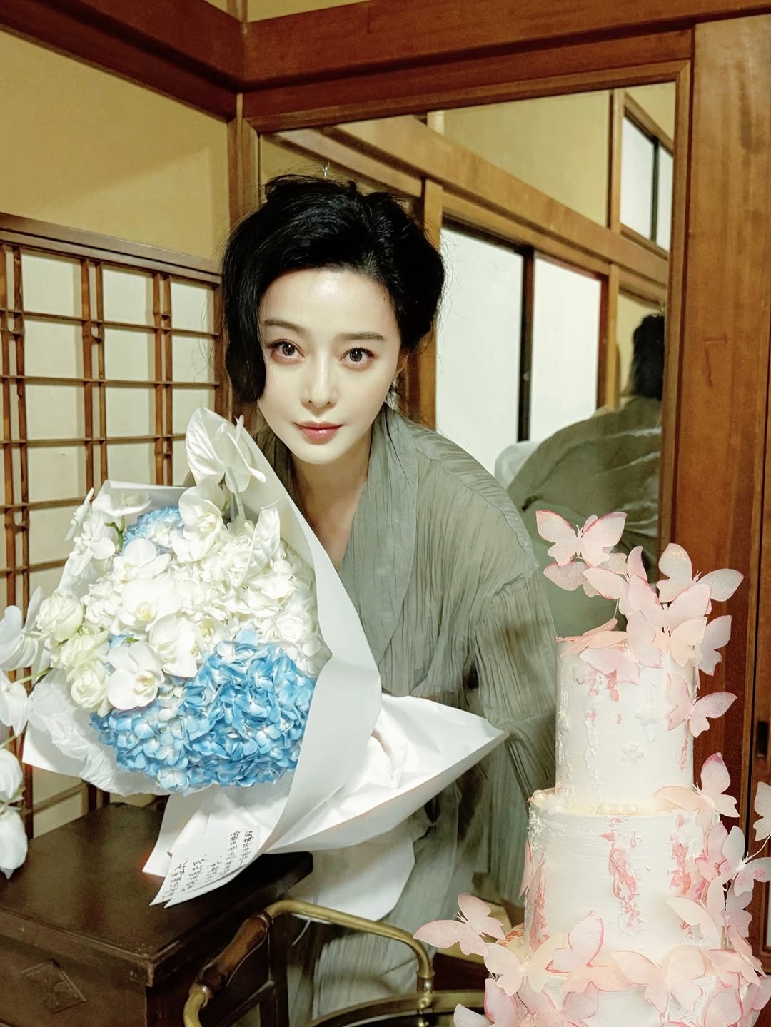 范冰冰到日本庆生。