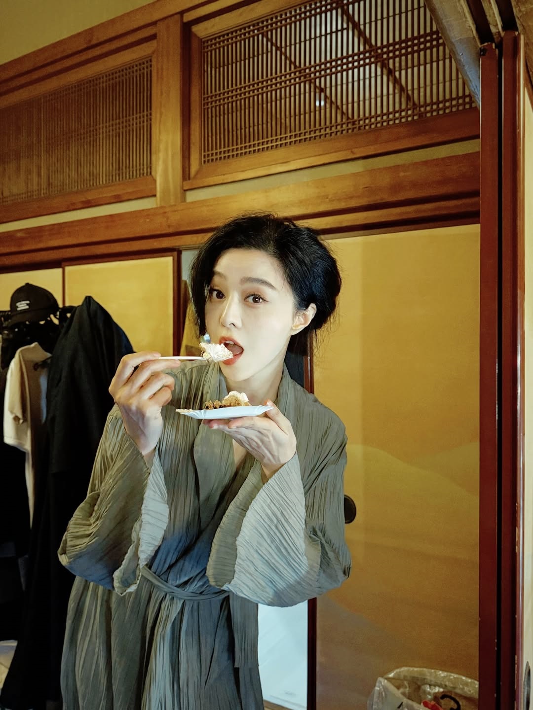 范冰冰生图惊艳网友 1举动获赞贴心天使