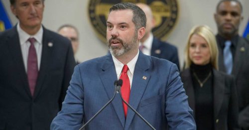 拒起诉特朗普政敌 美检察官辞职