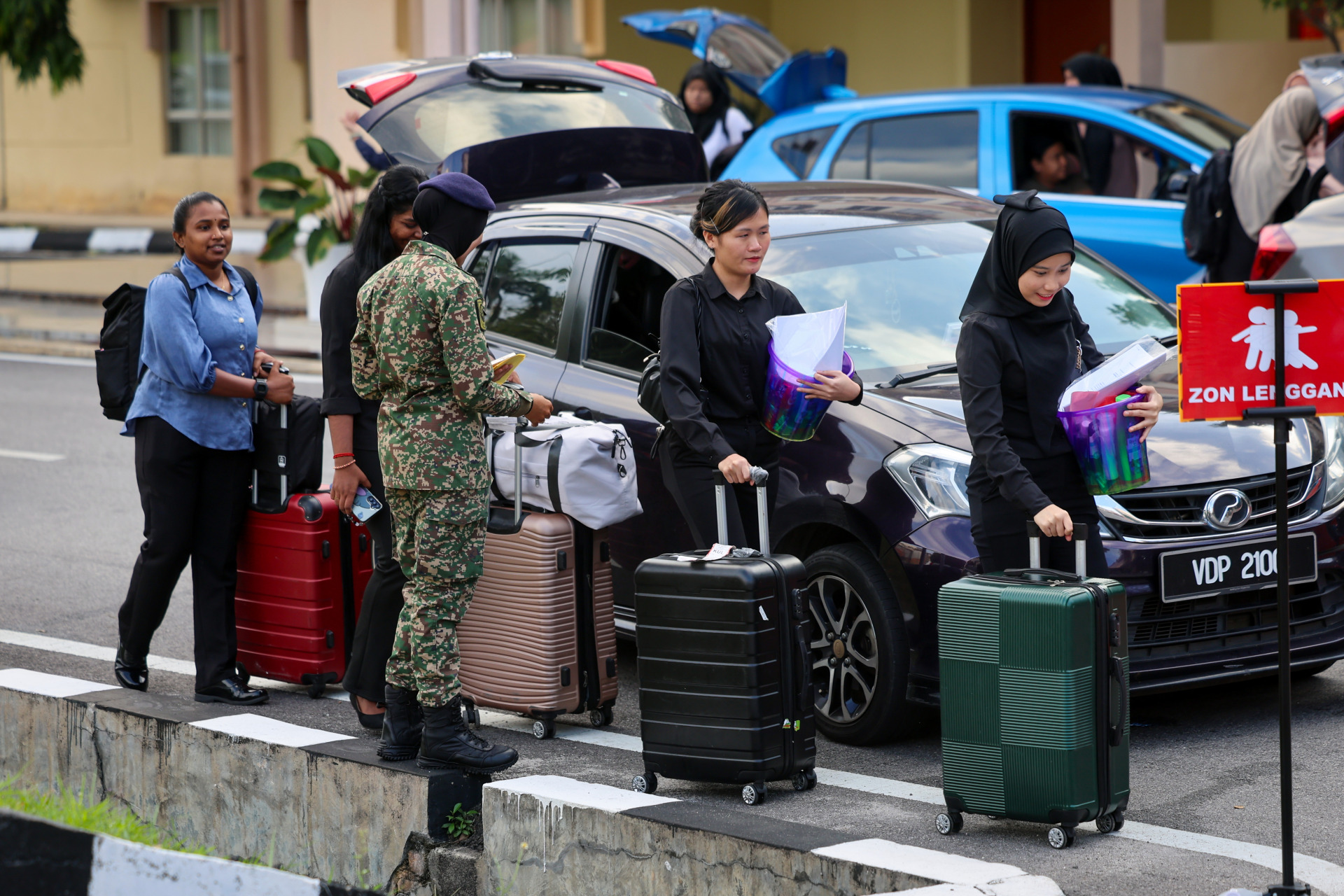 国民服务 20%退出 529学员报到