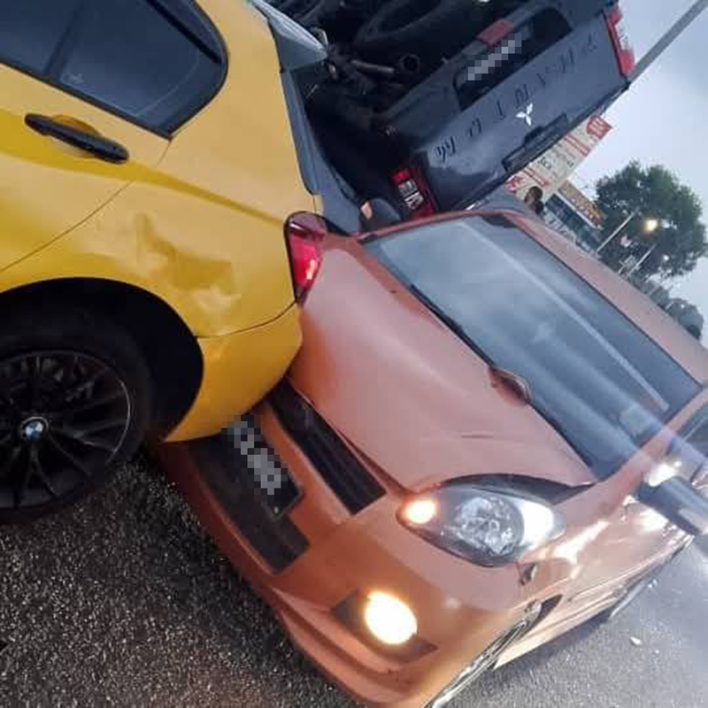 6车涉及意外，至少6人受轻伤入院。（照片取自互联网）
