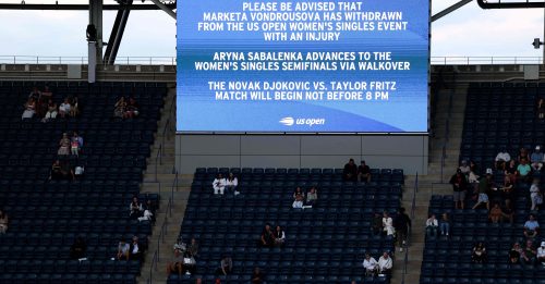 美国网球公开赛 | 萨巴伦卡收退赛大礼  半决赛硬碰佩古拉