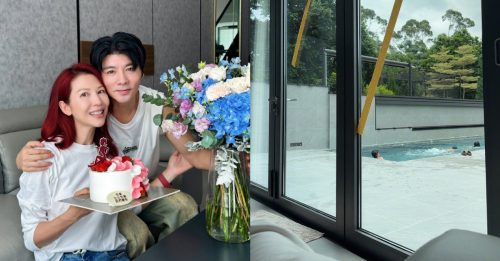 视后再晒豪宅 户外设花园泳池