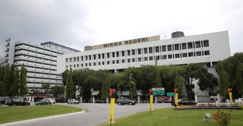 阿鲁古马：灰色地带执法不会变通 行政会议决策统一指令