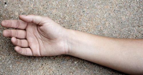 香港北角红磡黄埔3区 不足12小时3男轻生