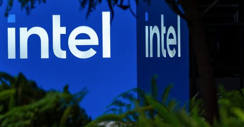 辉达撑腰也难翻身？英特尔挑战台积电陷困局