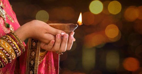 数部长预祝屠妖节快乐 吁团结互敬共庆佳节