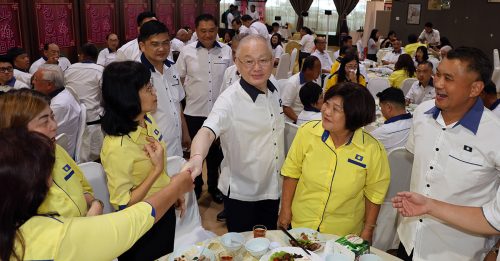 森马华要重返传统选区 魏家祥：先做好社区服务