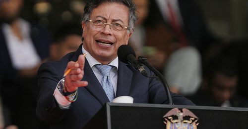 美以纵容毒品泛滥为由 制裁哥国4人包括总统