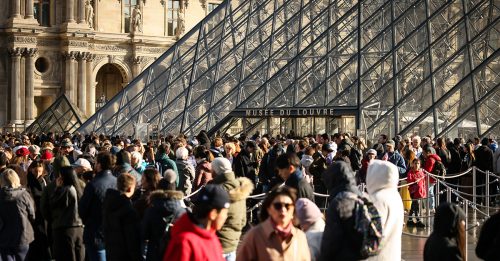 罗浮宫遇劫后 部分珍藏转移至法央行