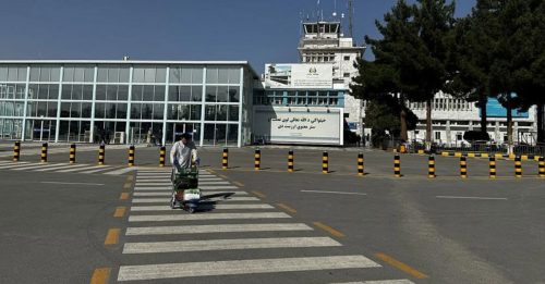 阿富汗全国大断网 首都机场被迫停运