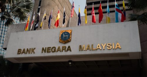 借贷超过10万者 国行勒令先学理财