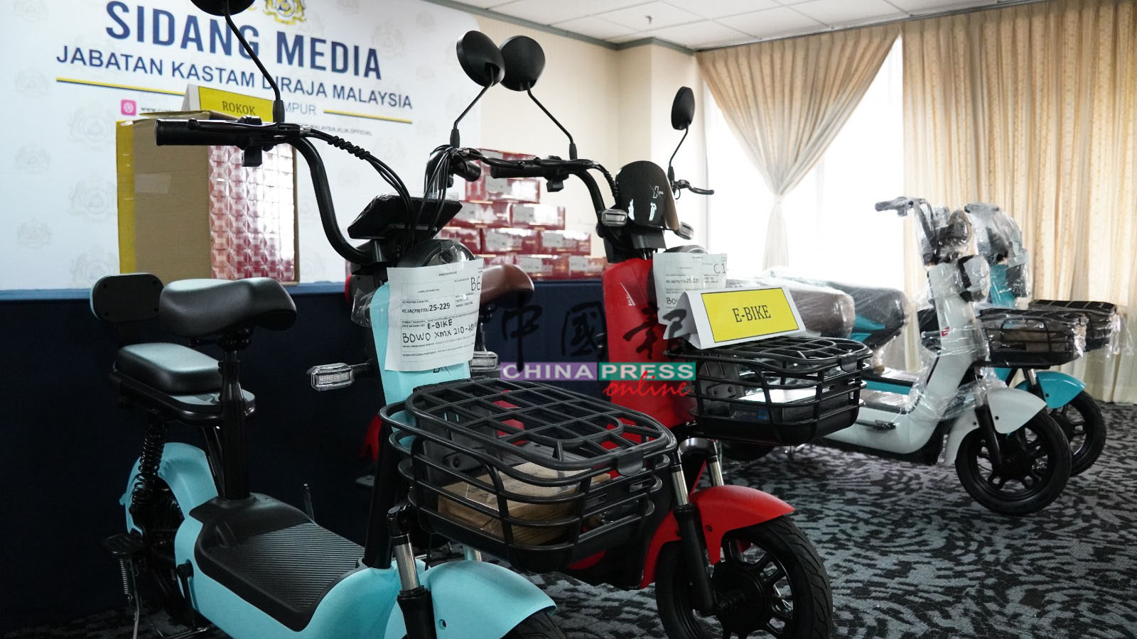 当局共充公33辆电子脚车。