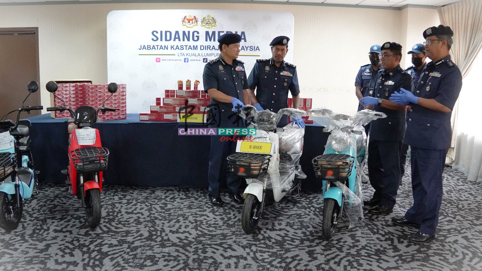 洗衣粉包装鱼目混珠 关税局破走私冰毒