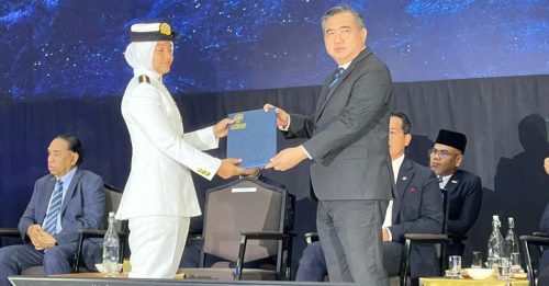 40%船员来自国外 陆兆福促推广海事职训