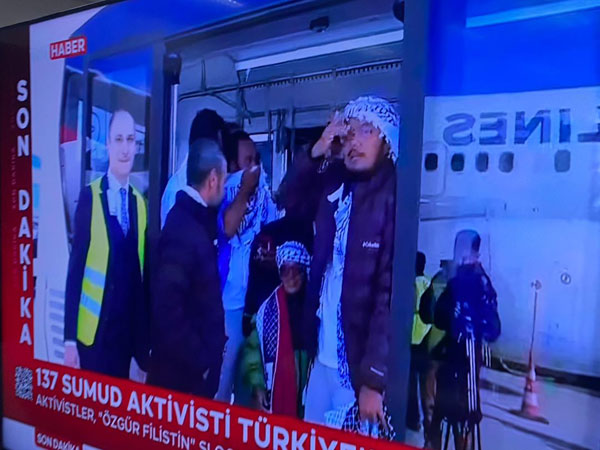 经历被以色列军方扣押后，所有全球坚韧船队的志工终于安全抵达土耳其。