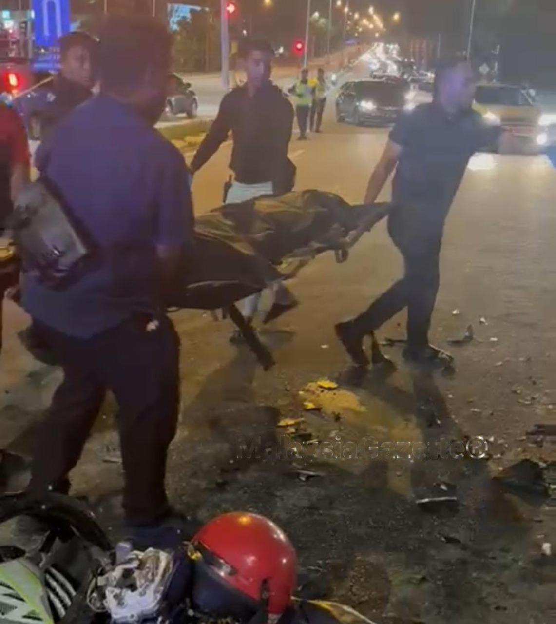 警方把死者送往医院太平间解剖，以查出死因。