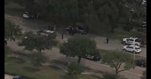 路怒引发枪击 3亡 枪手车内饮弹自尽