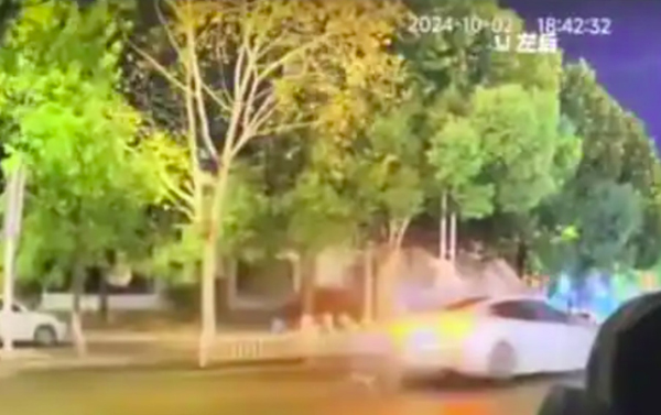 男与女友口角 飙车撞毙无辜一家｜附音频