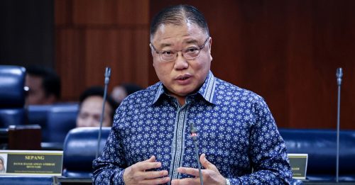 第二家园签证发5972人 中国人占3414名