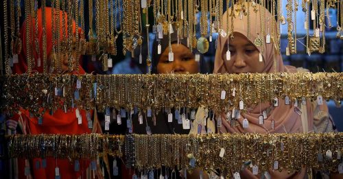 金价触顶回落仍看涨 分析曝跌破这价位可买进