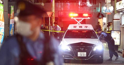 警察街头卖大麻被捕 买家竟是同事