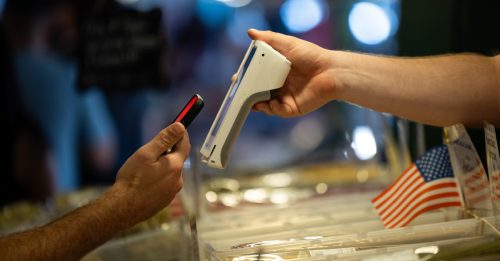 特朗普力推零关税数码经济 大马在内东盟三国承诺不征数码税