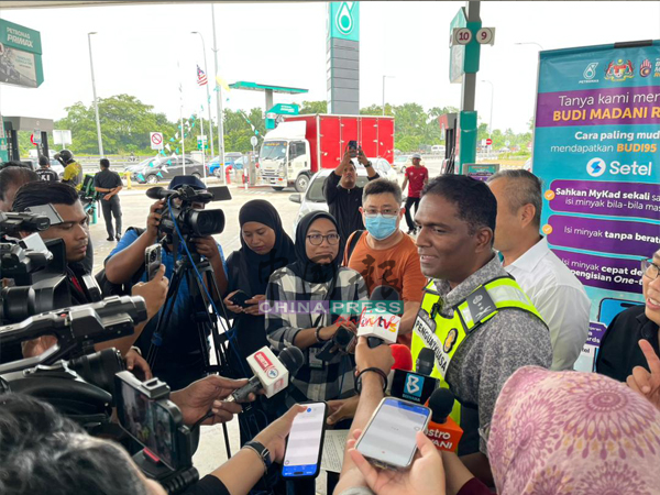 进入第二天的BUDI 95机制，并未见大量车辆涌入油站。