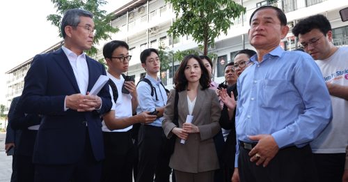 韩女伏尸越柬边境 逃脱者：骗够300万才能获释