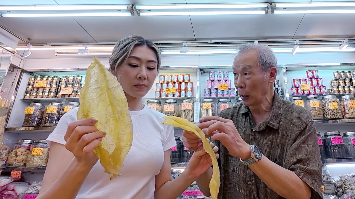 落难千金18岁入行养家 节目中罕谈生娃计划