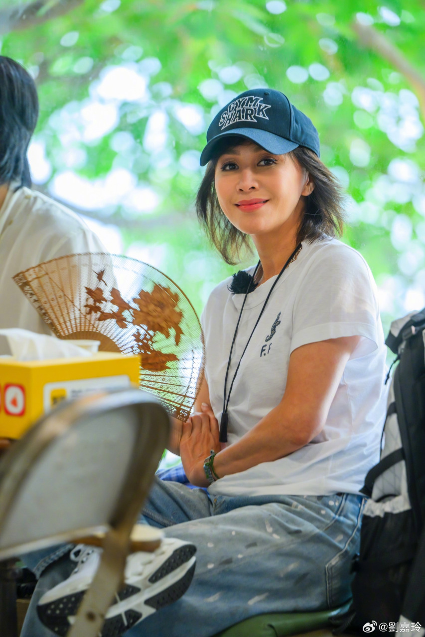 个性活泼直爽的刘嘉玲是公认的“派对女王”。