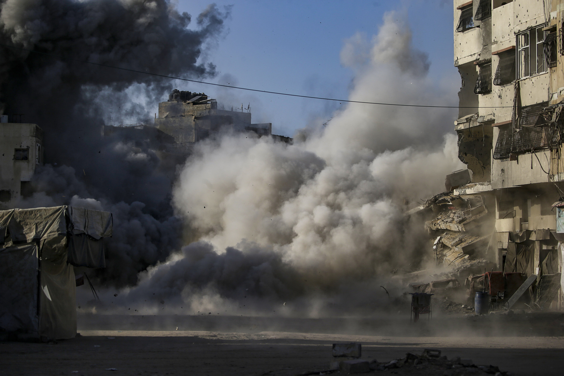 加萨城3日仍旧被炸。（欧新社）