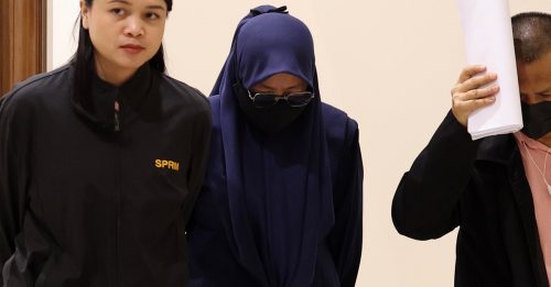 涉收超过8.7万贿赂 女公仆控30罪 不认罪