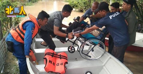 豪雨不断 7县水灾 吉打灾民人数破千