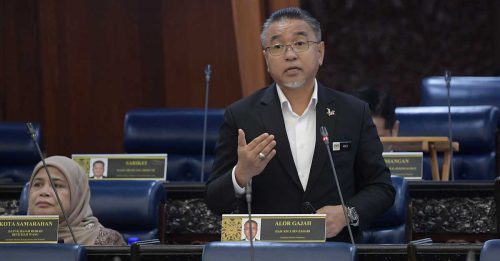 军官走私团伙｜5泄密军官未参与军事行动 副防长：已调任行政职