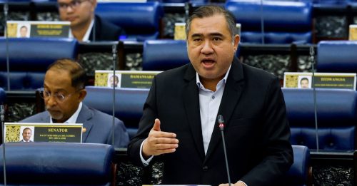 机上是否提供酒饮 交长：航司商业考量