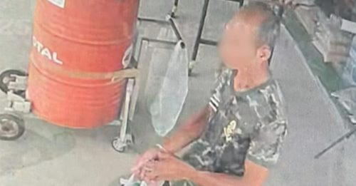 左脚绑树上 男子诡异陈尸农田