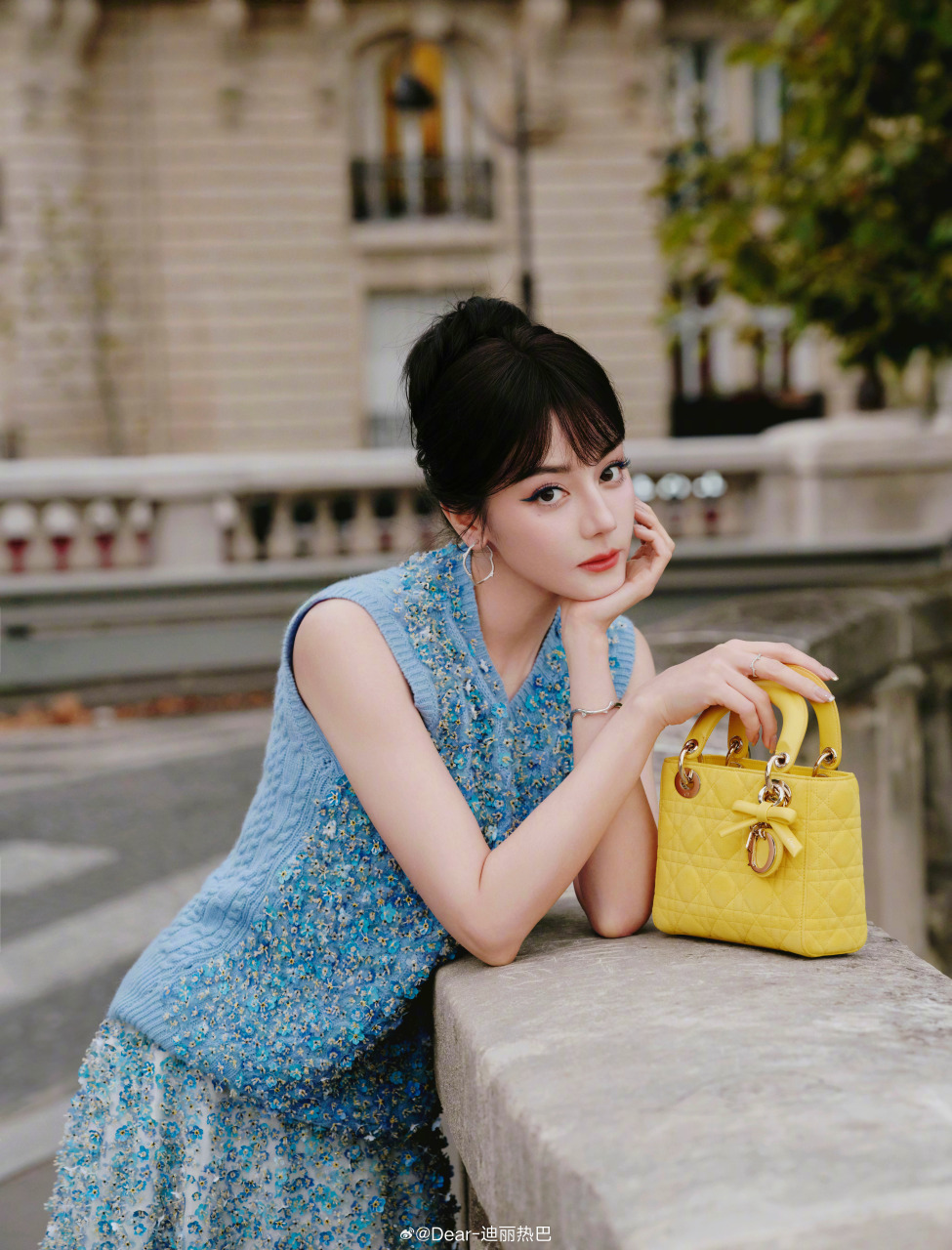 新生代女星表情管理失控 对迪丽热巴翻白眼