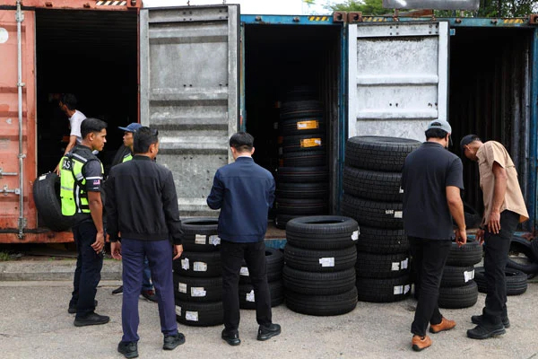 走私轮胎案 反贪会今与交通部内贸部开会