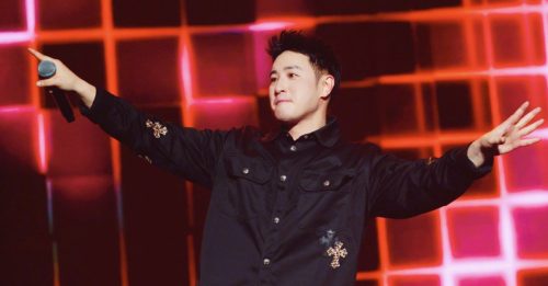 潘玮柏遭爆尴尬瞬间 签名到一半 粉丝全跑光