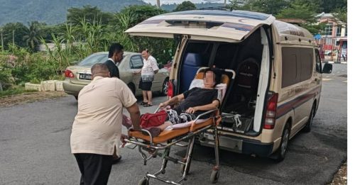 8旬华妇突呼吸困难 等1小时 救护车才到