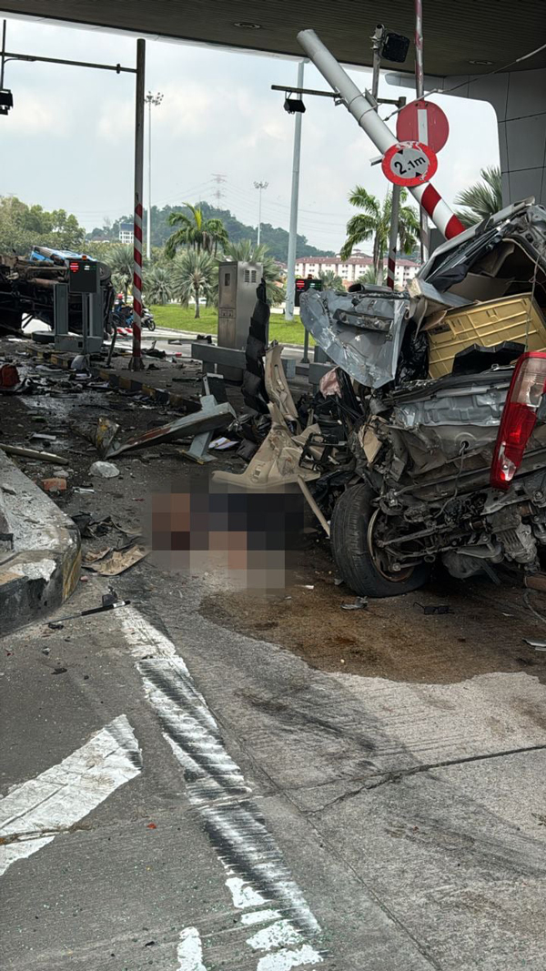 收费站夺命连环撞｜APAD：没遵守条件 肇祸罗厘公司撤执照