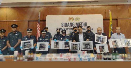 关税局突击巴生港 起获790万走私钢铁废料