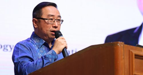 “不能再走‘挖了就卖’老路” 郑立慷：稀土资源须转化为技术能力