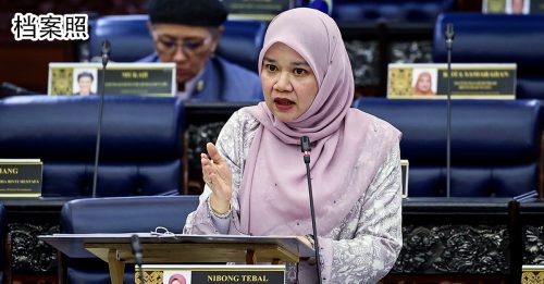 法丽娜：中小学生 早期抑郁焦虑现象下降