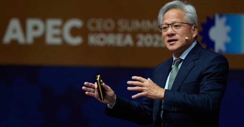 老黄回忆 与韩渊源 “没韩国网咖 没辉达！”