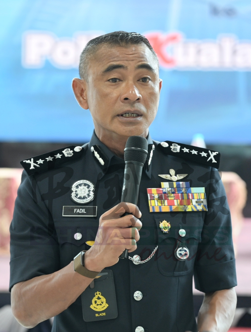 法迪尔指出，黄明志目前“消失”了。