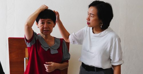 蒙面匪闯村屋抢劫 抓华妇头发逼交财物