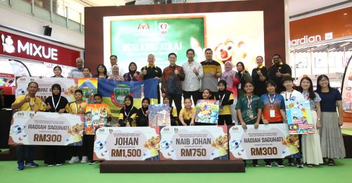 黄家和：选材+指导+创意+拼贴 团队协作诞生优秀作品