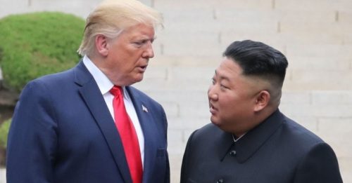 斥美国实施制裁 朝鲜：奉陪到底